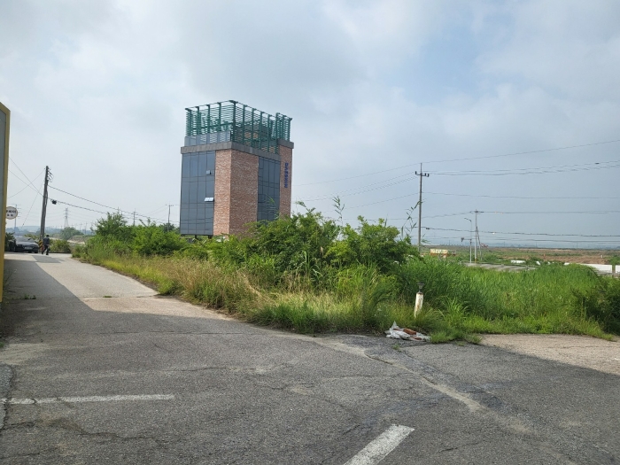 본건 서측에서 촬영