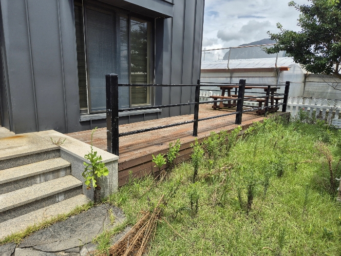 기호(4) 전면 및 측면 데크시설