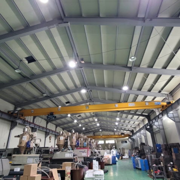 별지목록 공장 및 광업재단 저당법 제6조 기계목록1 `호이스트(천장주행크레인), 진도호이스트 1대 전경