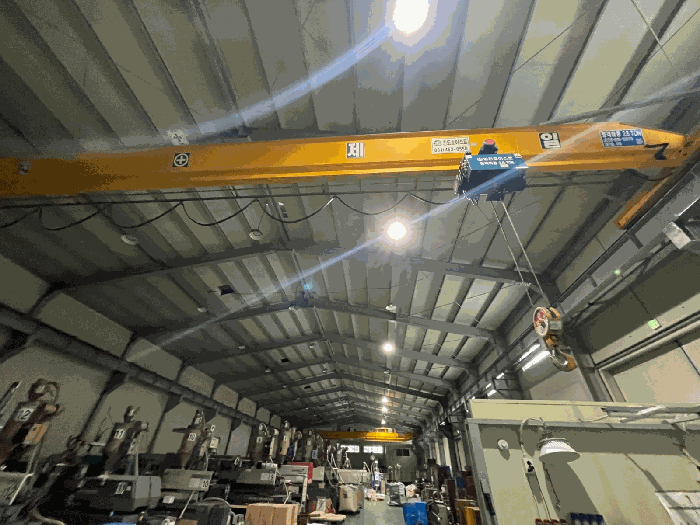 본건 기호(6) 건물 내부 및 기계기구①