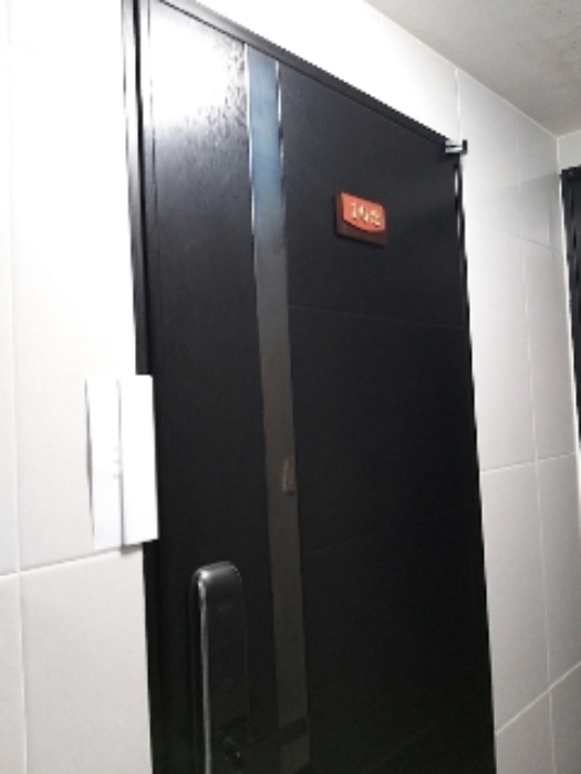 세대출입문[103호]