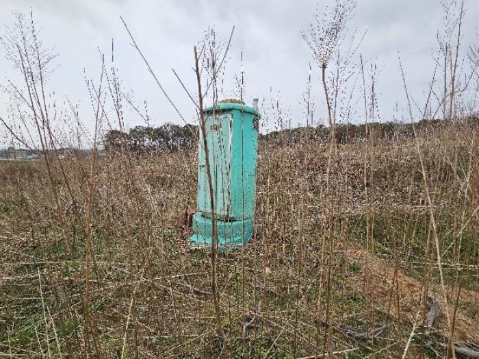 제시 목록 12 전경(제시외 이동식화장실)