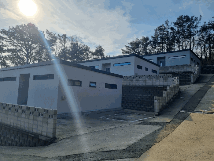 [본건 기호(4)토지 전경]