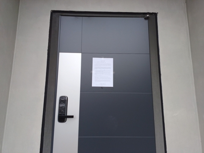 목록 5.의 출입문에 부착한 안내문