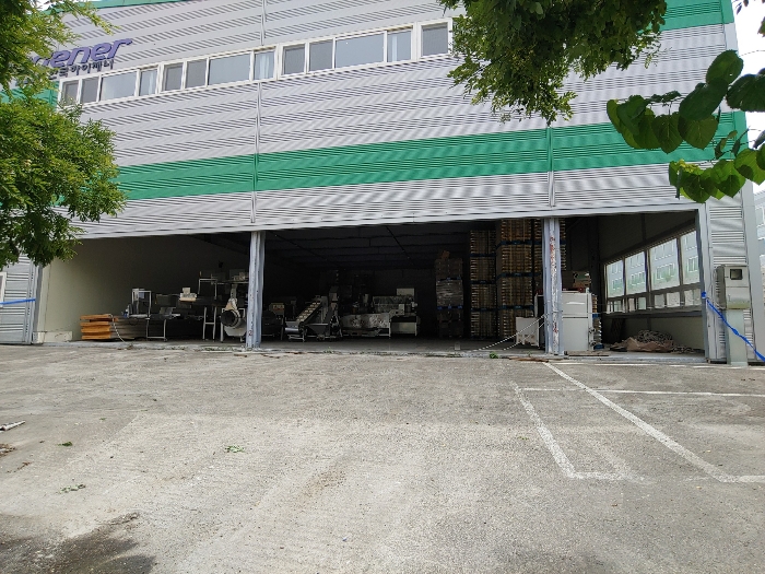 본건 기호 1 전경 주차장 부분