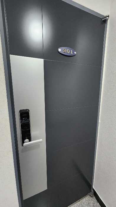 2층 외부표기 201호