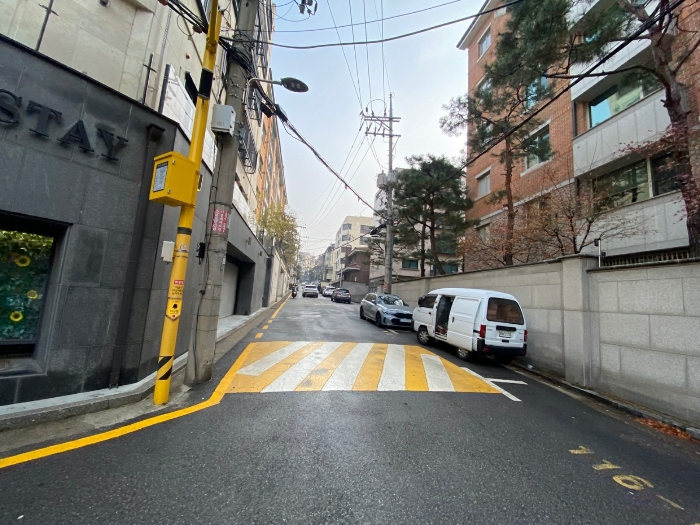 접면도로 및 주위환경