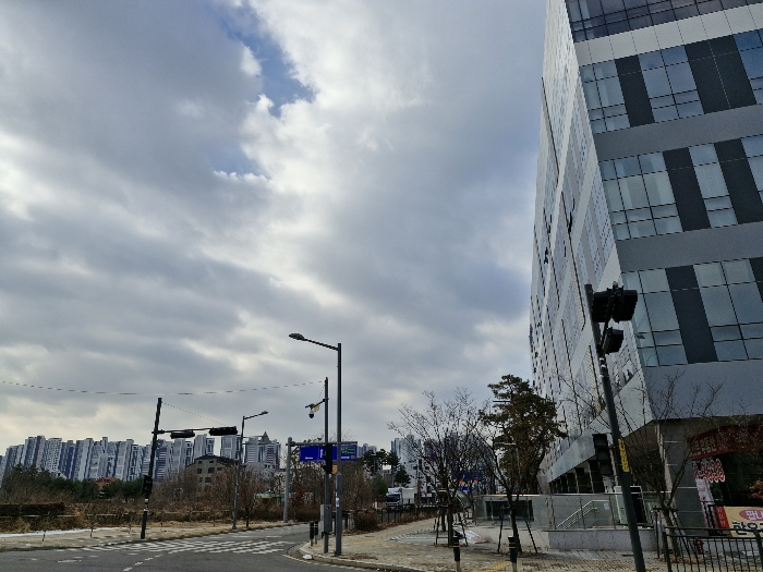 남측 주변 전경