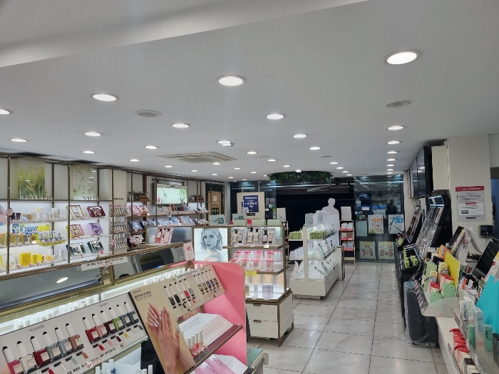 건물 (다) 1층 내부