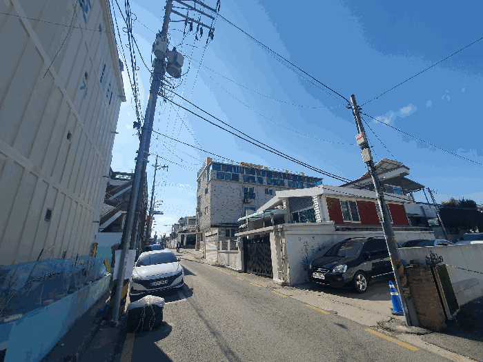 본건 북동측에서 촬영한 주변 전경