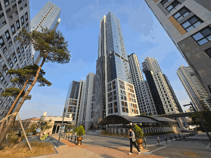 본건 건물 전경2