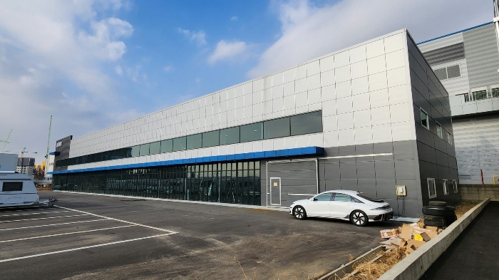 기호(2) 건물 전경(남동측 촬영)