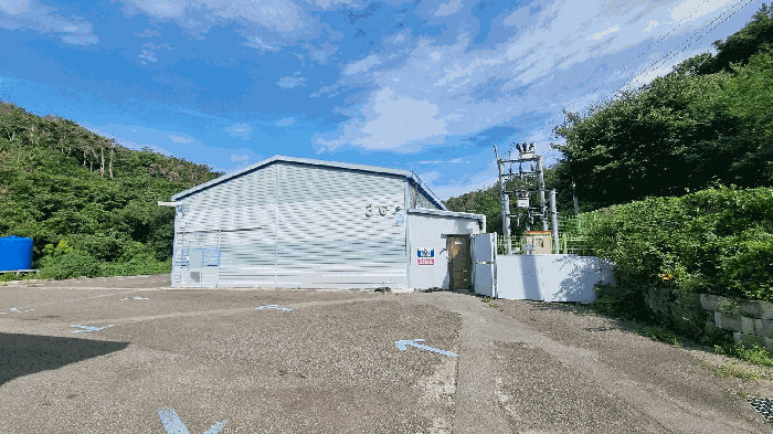 기호다) 건물, 제시외건물 ㄱ, 수변전설비