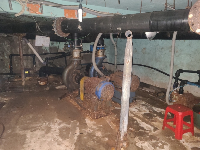 기계기구 및 구축물(12)