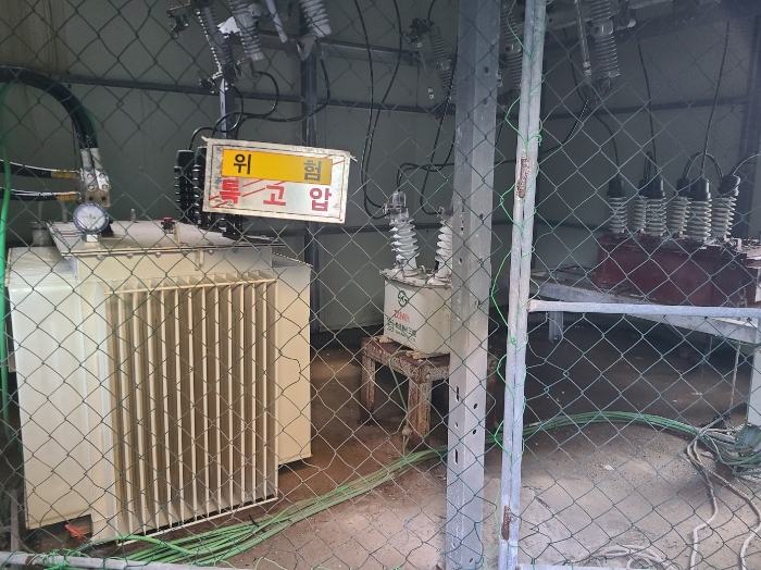 기계기구 및 구축물(13)