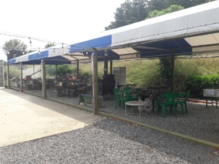 본건 지상 제시외 건물