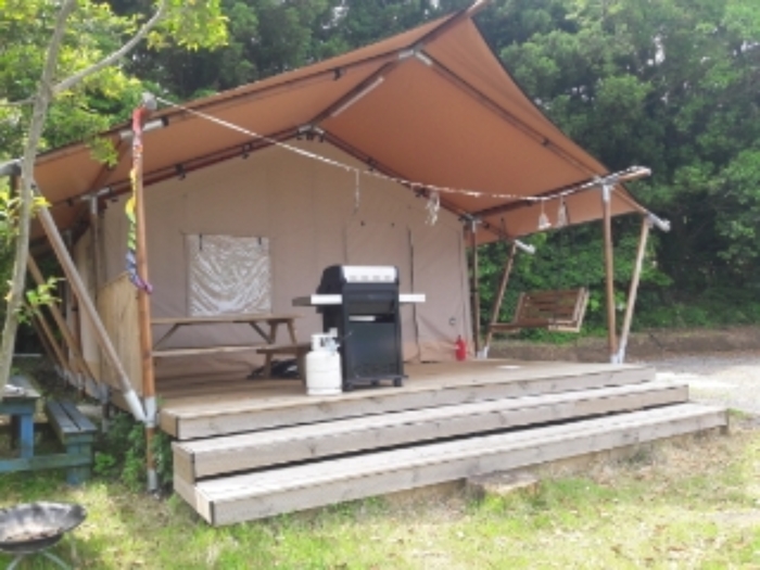 본건 지상 제시외 건물