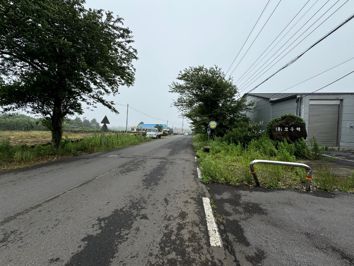 접면도로 및 주위 환경