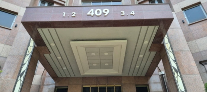 공동현관 출입문