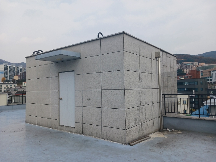 옥탑 계단실 근경