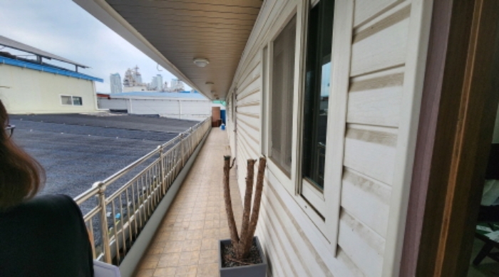 목록3 2층 복도 모습