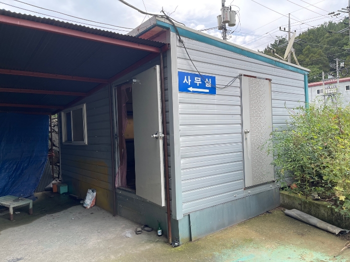 제시외 건물 기호 ㄱ) 전경