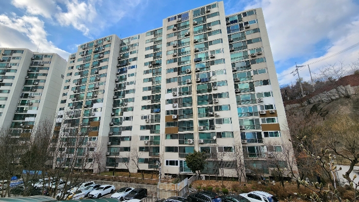 본건 건물 전경