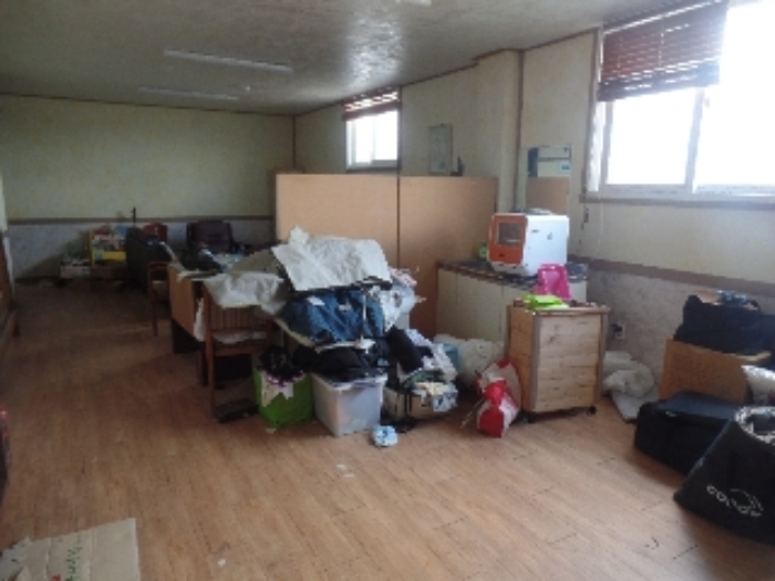 기호 2. 2층 동측 사무실 등, 임차인 유명숙 사업자 등록부분