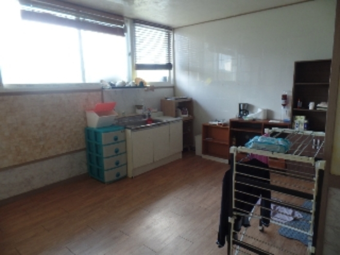 기호 2. 2층 동측 사무실 등, 임차인 주식회사 유토피아제이에스 점유부분