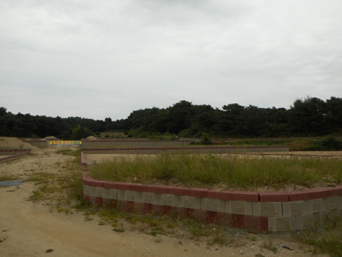 본건 기호(1)-(8) 전경 - 기호(1) 내부에서 북측으로 촬영