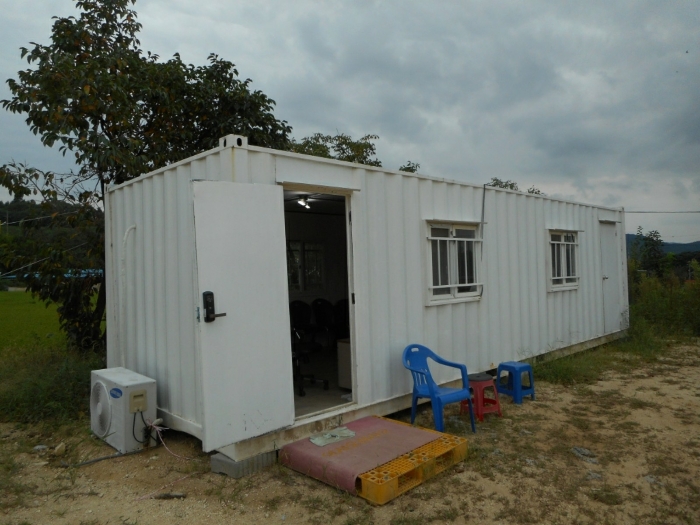 본건 기호(1) 지상의 이동, 철거가 용이한 컨테이너구조물