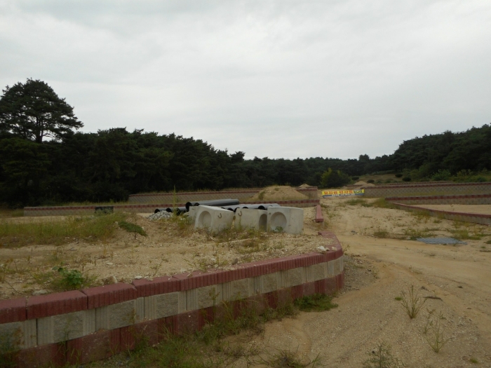 본건 기호(1)-(8) 전경 - 기호(8) 내부에서 북측으로 촬영