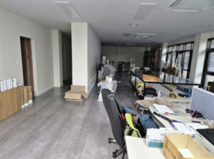 목록2. 건물 1층 내부 전경