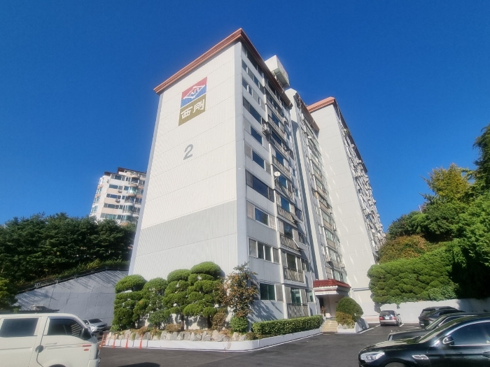 본건 남서측 전경