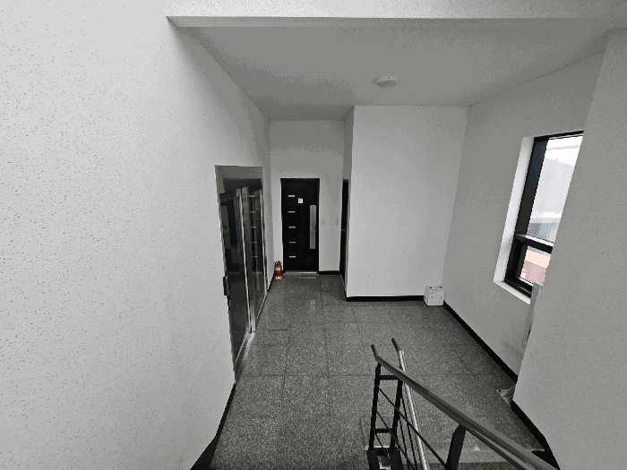 기호(2) 3층 출입구