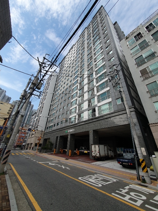 본건 - 전경(남동측에서 촤영)