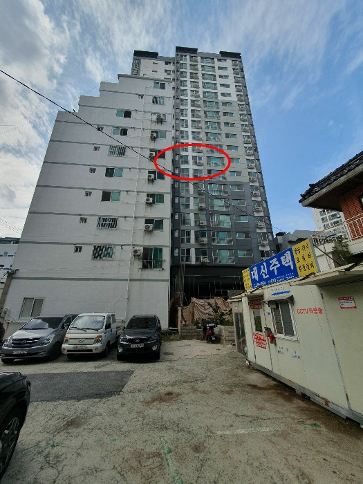 본건 - 전경(동측에서 촤영)