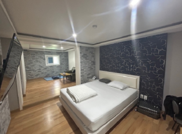 본건 건물 내부 객실 전경