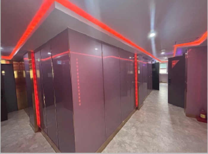 본건 건물 내부 복도 전경