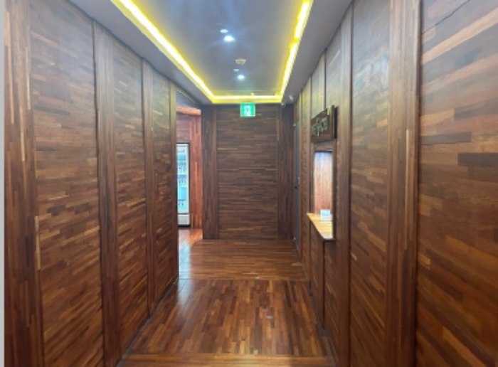 본건 건물 내부 안내실, 로비 전경