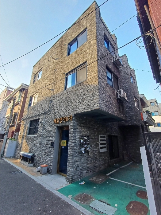 본건 남동측 전경