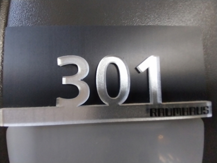 301호 호실 표시 