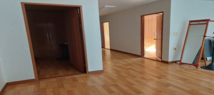 목록3 건물 일부(씨동 숙소 내부) 전경