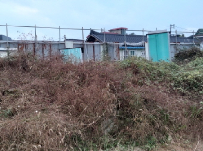 * 본건 목적물 1. 지상 버린 구조물