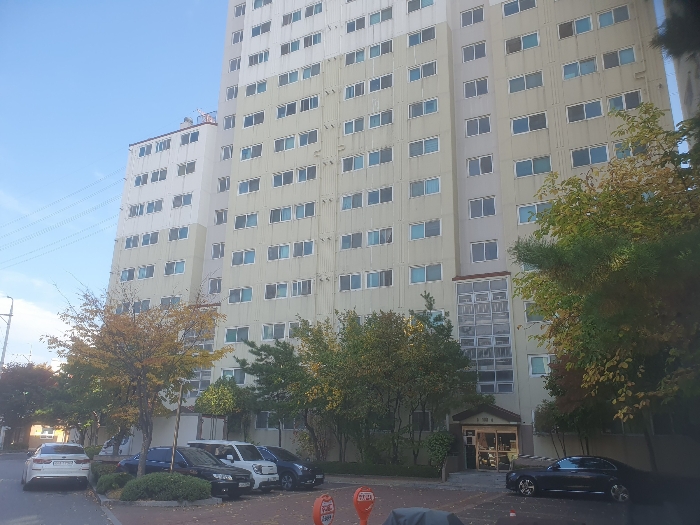 본건 103동 전경