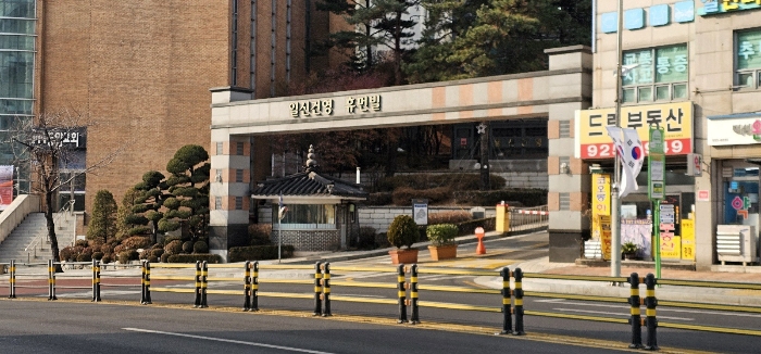 아파트단지입구