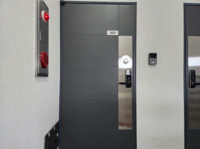 제시목록2 건물의 층 301호 세대출입문 전경 