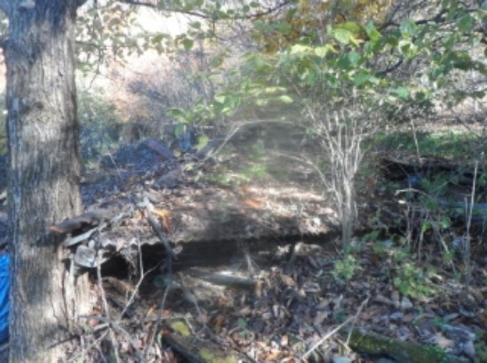 기호 7번 지상에 소재하는 것으로 보이는 제시외 건물 잔해