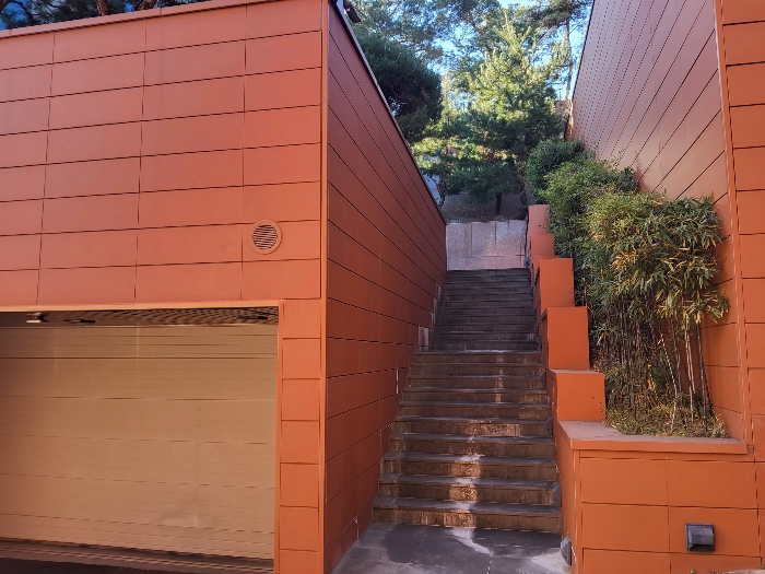 2(가) 출입구 계단부분