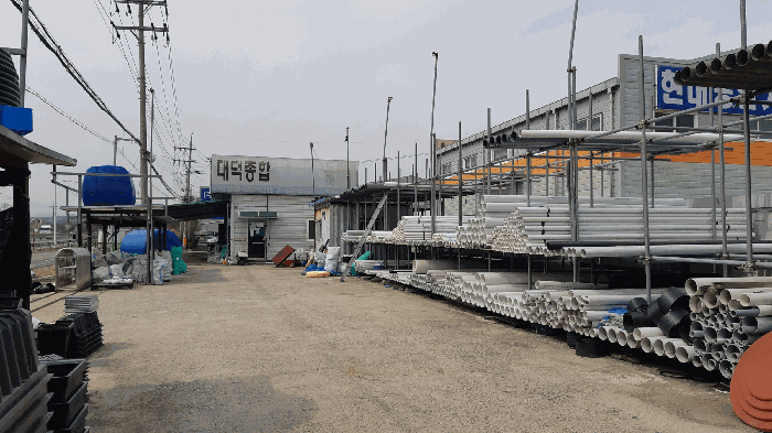 본건 번호 (1) 토지 서측부분 전경